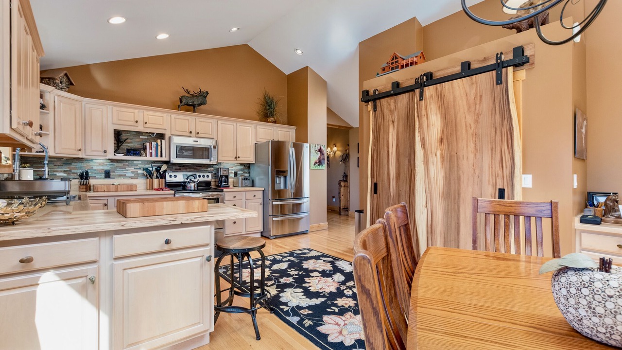Photo of Kitchen in Windcliff Estates
