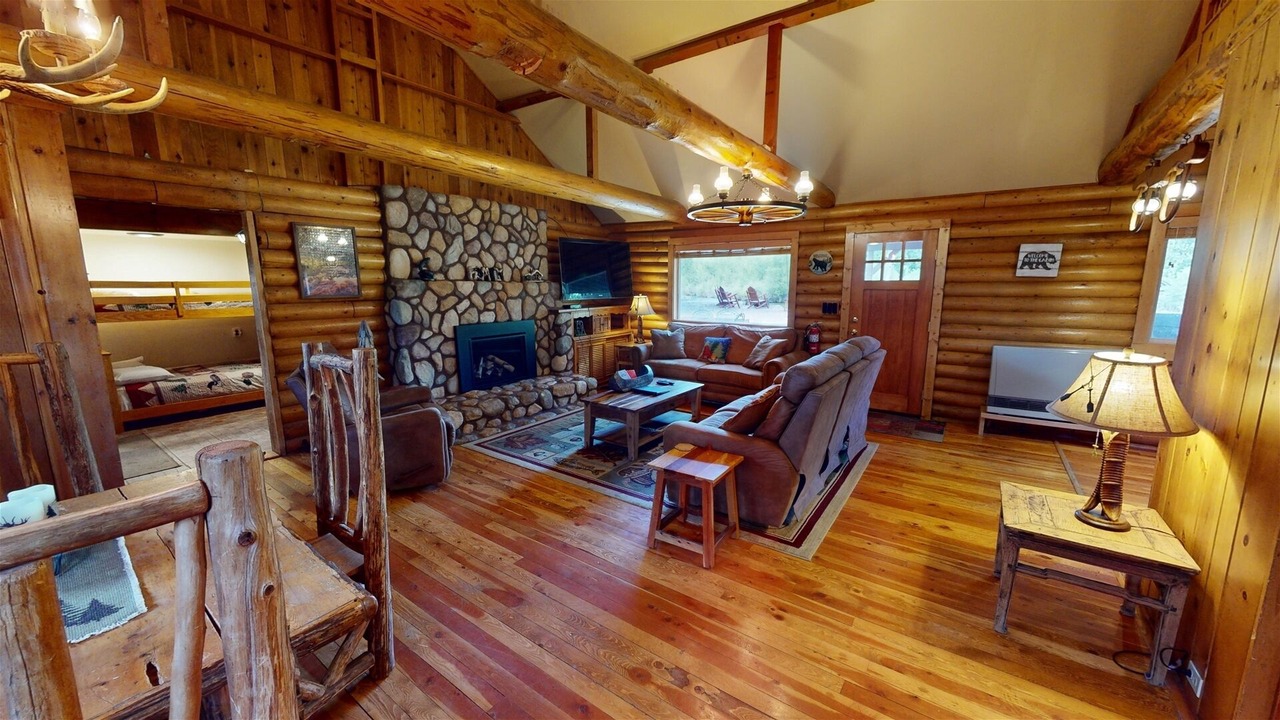 Photo of Livingroom in Gunnison