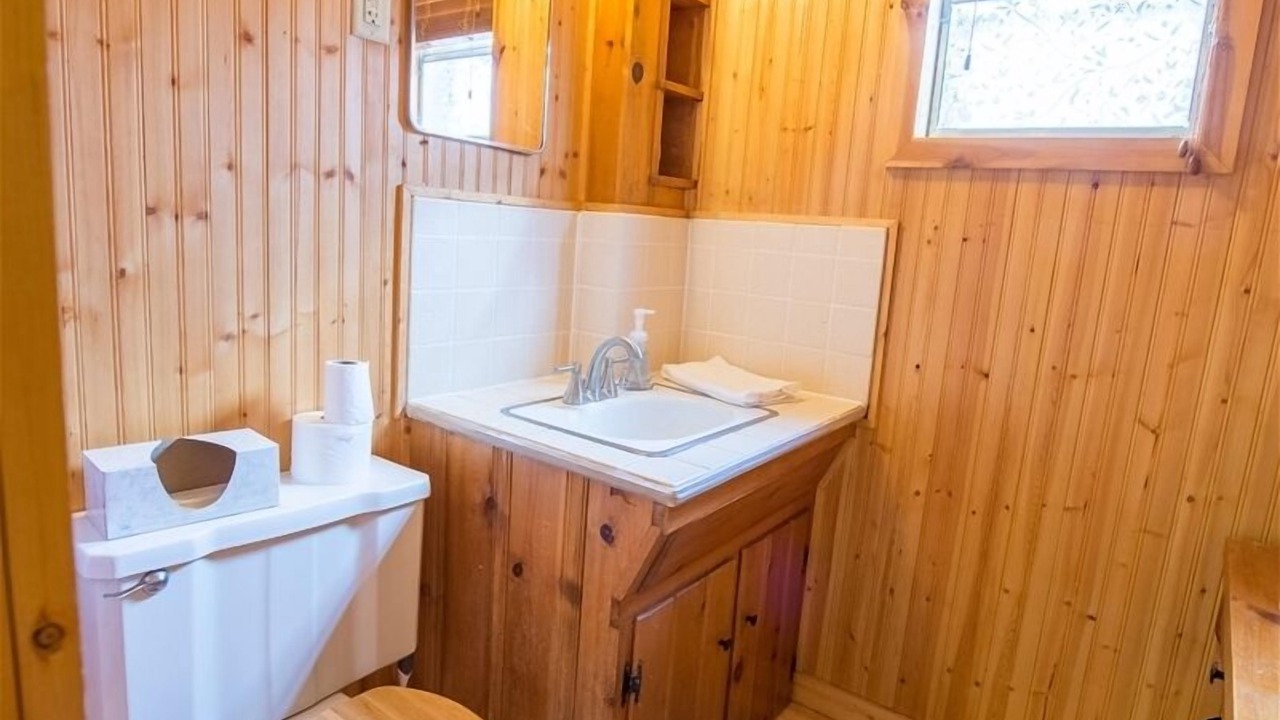 Photo of Bathroom in Gunnison