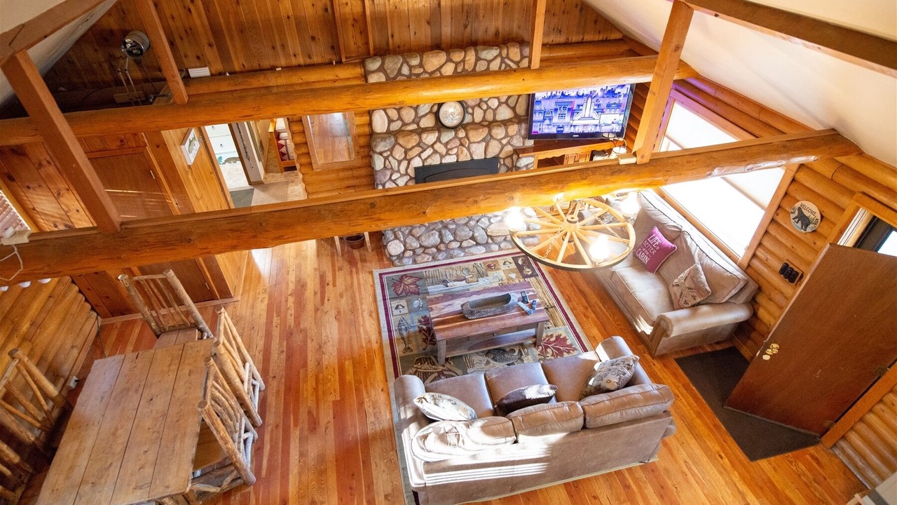 Photo of Livingroom in Gunnison
