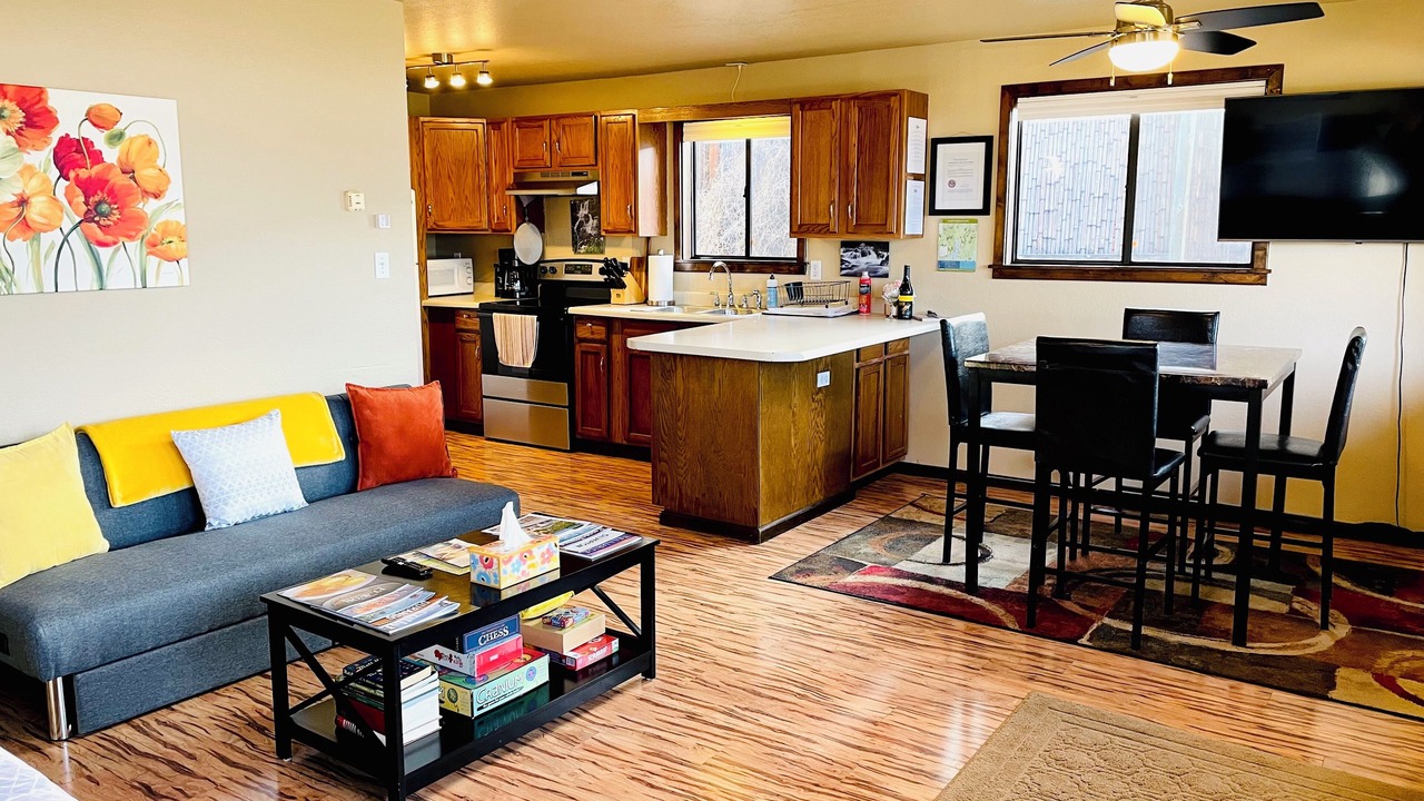 Photo of Livingroom in Bayfield