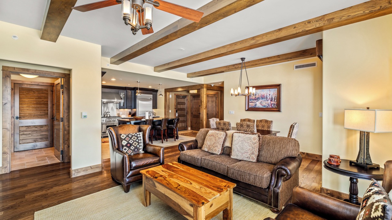 Photo of Livingroom in Steamboat Springs