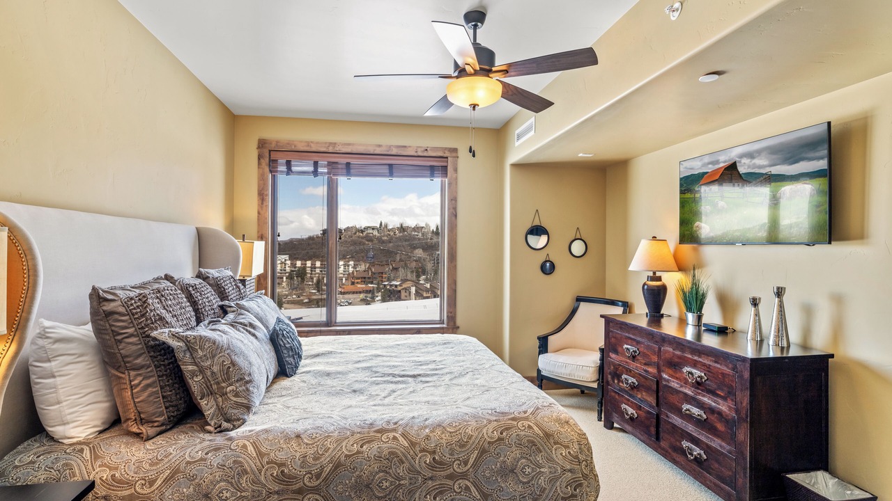 Photo of Bedroom in Steamboat Springs