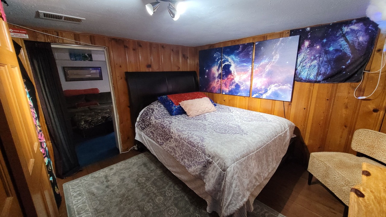 Photo of Bedroom in Englewood
