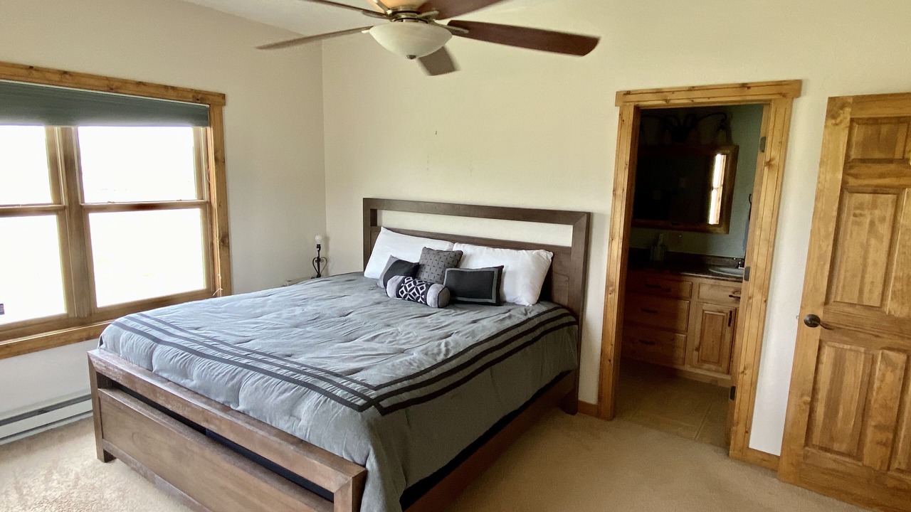 Photo of Bedroom in Alpine Village