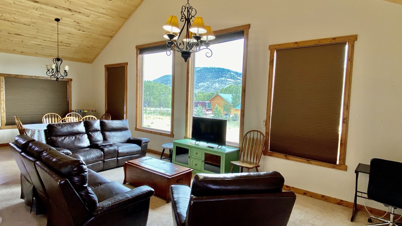 Photo of Livingroom in Alpine Village