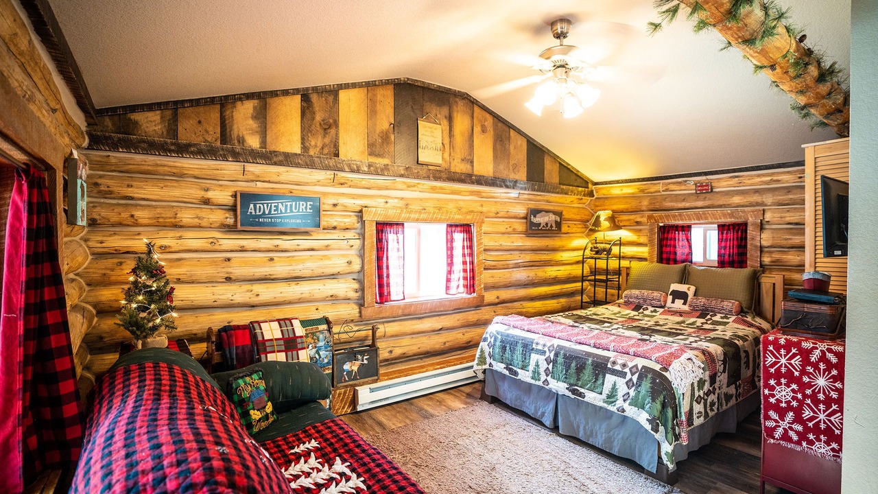Photo of Bedroom in Divide