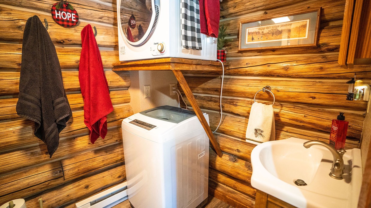 Photo of Bathroom in Divide
