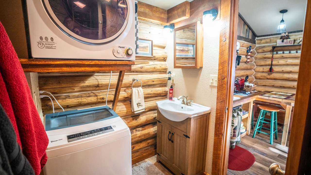 Photo of Bathroom in Divide