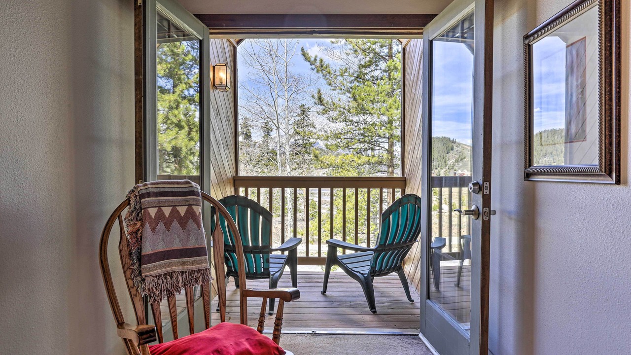 Photo of Patio Balcony in Summit Cove