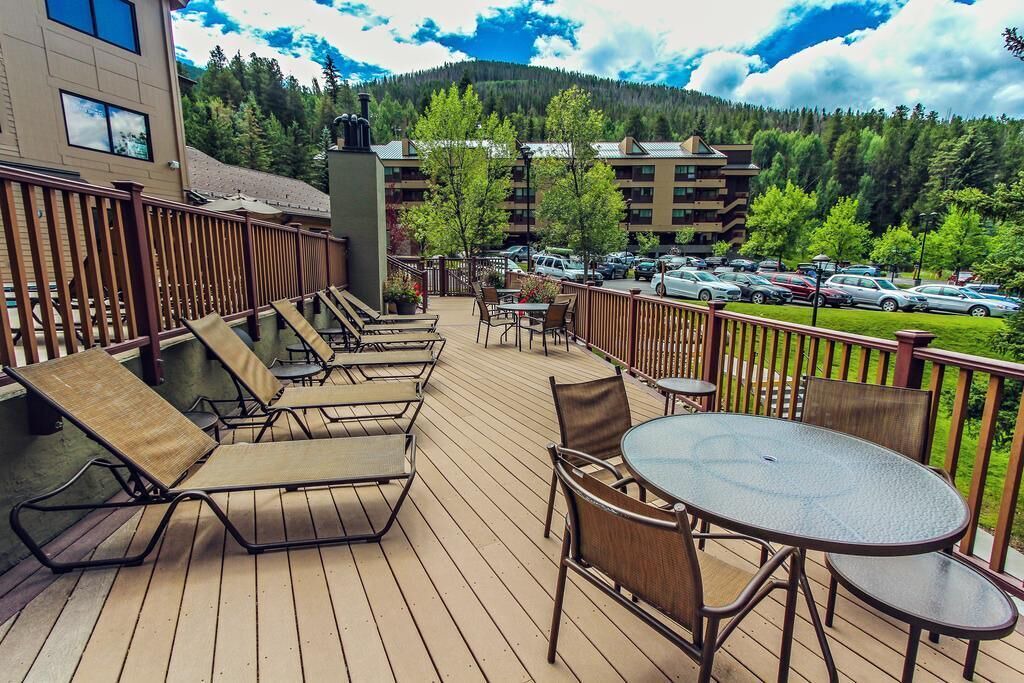 Photo of Outdoor in Highland Meadows