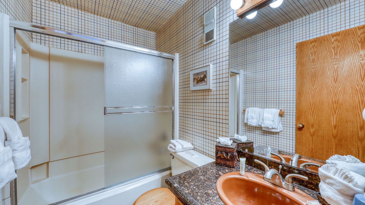Photo of Bathroom in Historic District