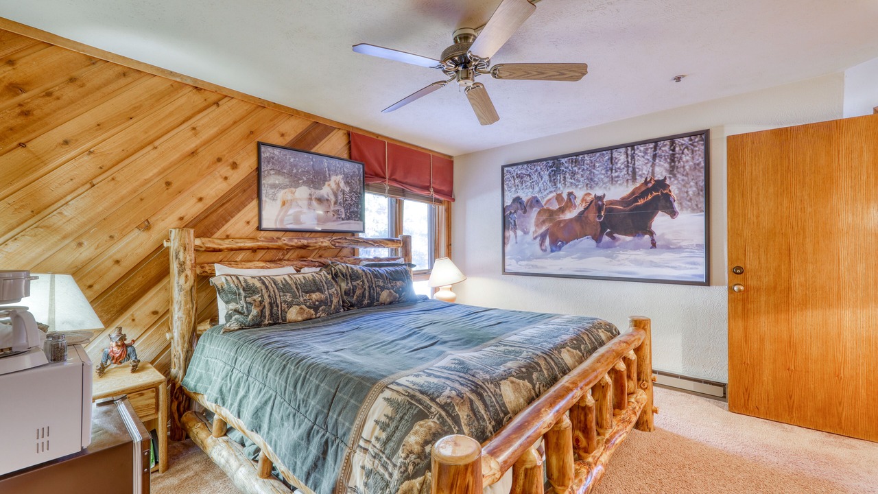 Photo of Bedroom in Historic District