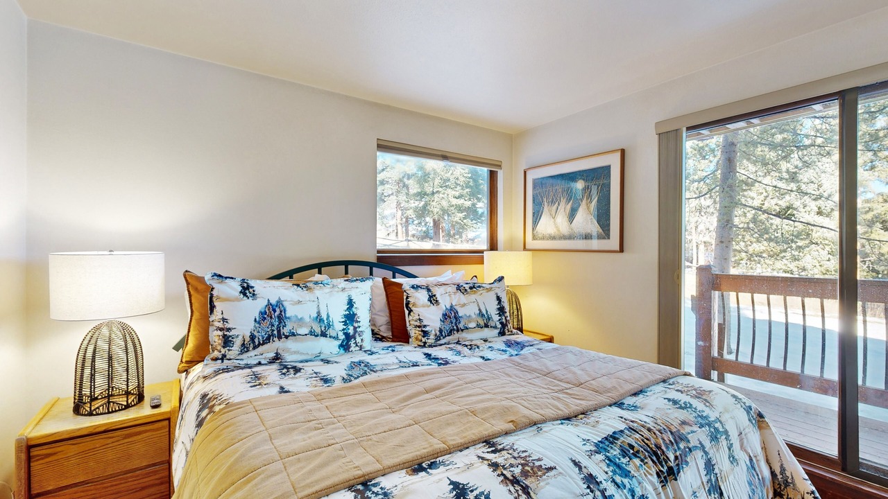 Photo of Bedroom in Four O'Clock