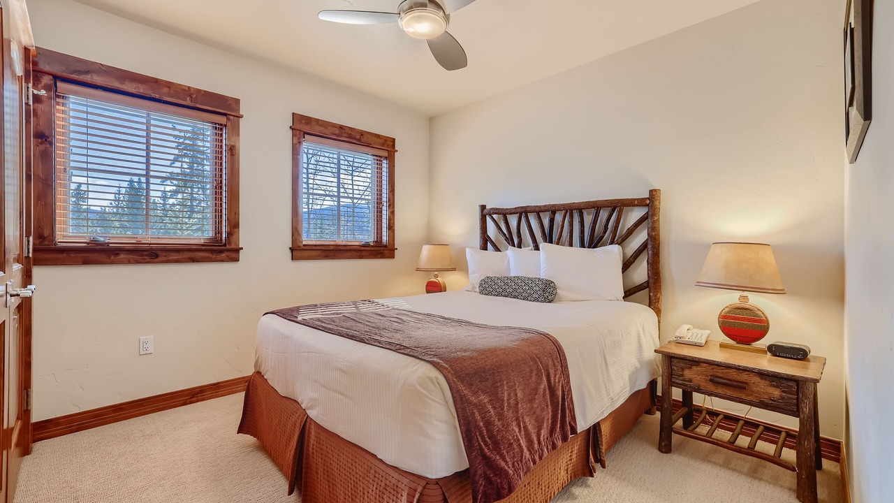 Photo of Bedroom in Four O'Clock