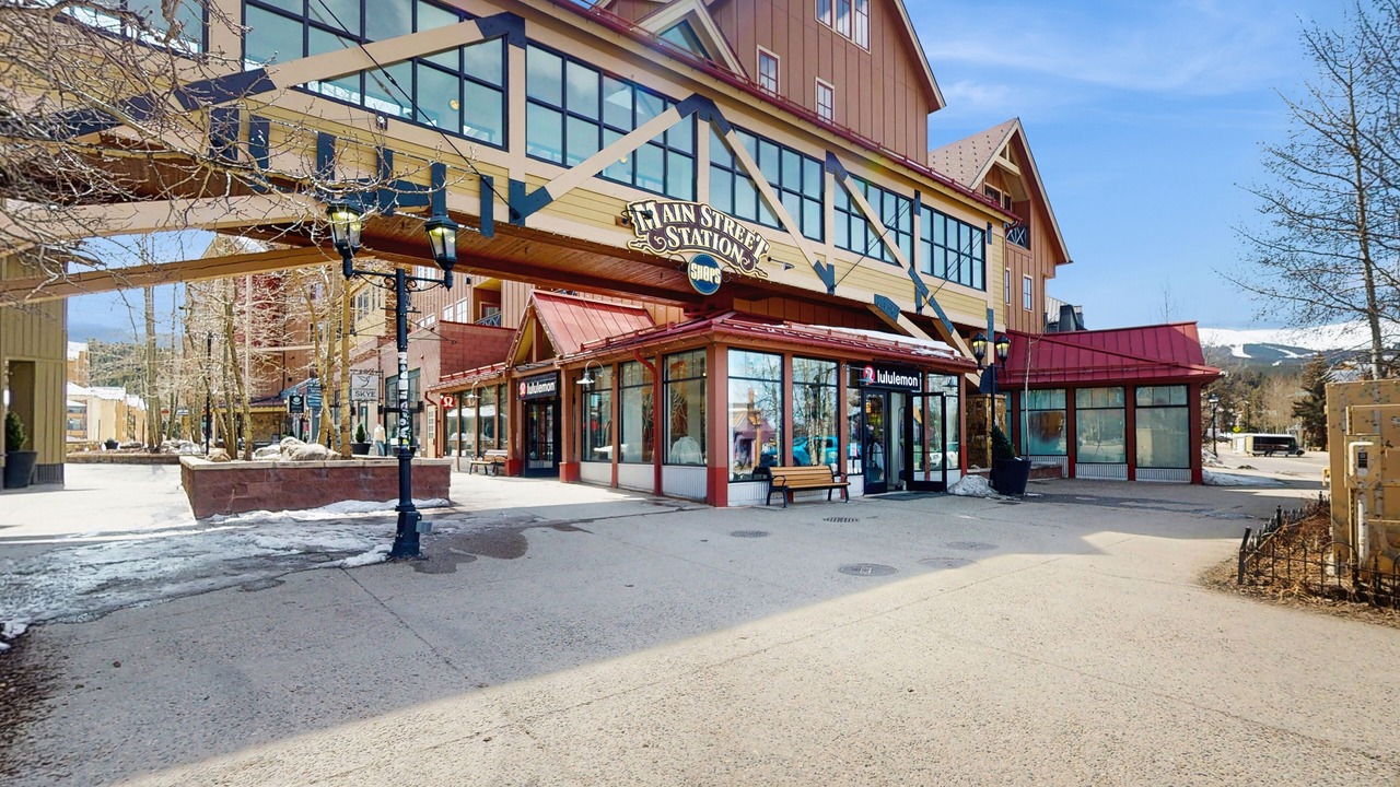 Photo of Outdoor in Peak 9
