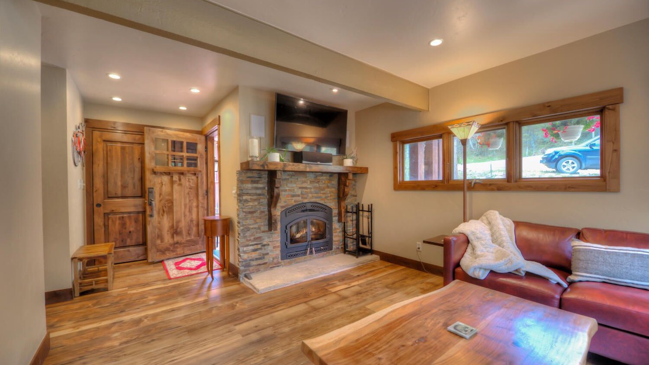 Photo of Livingroom in Breckenridge Heights