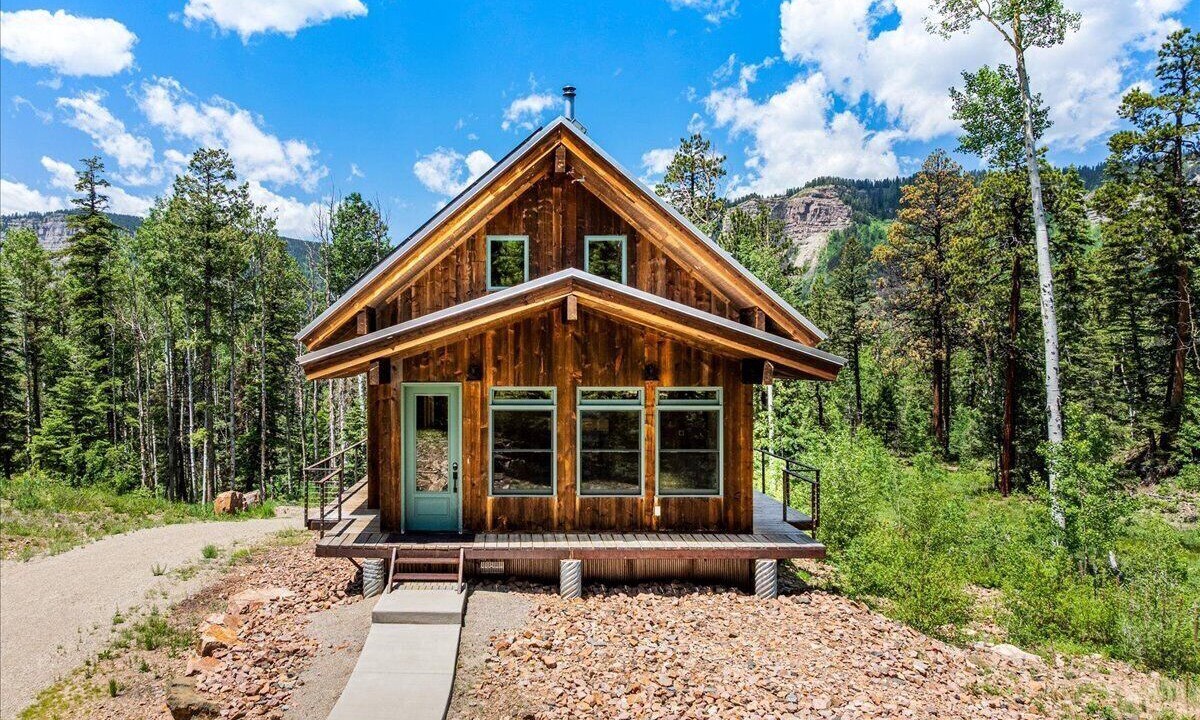 Photo of Outdoor in Columbine Lake
