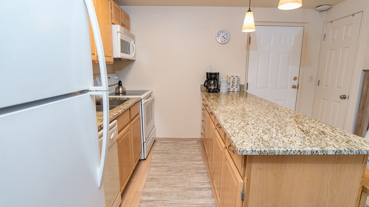 Photo of Kitchen in Four O'Clock