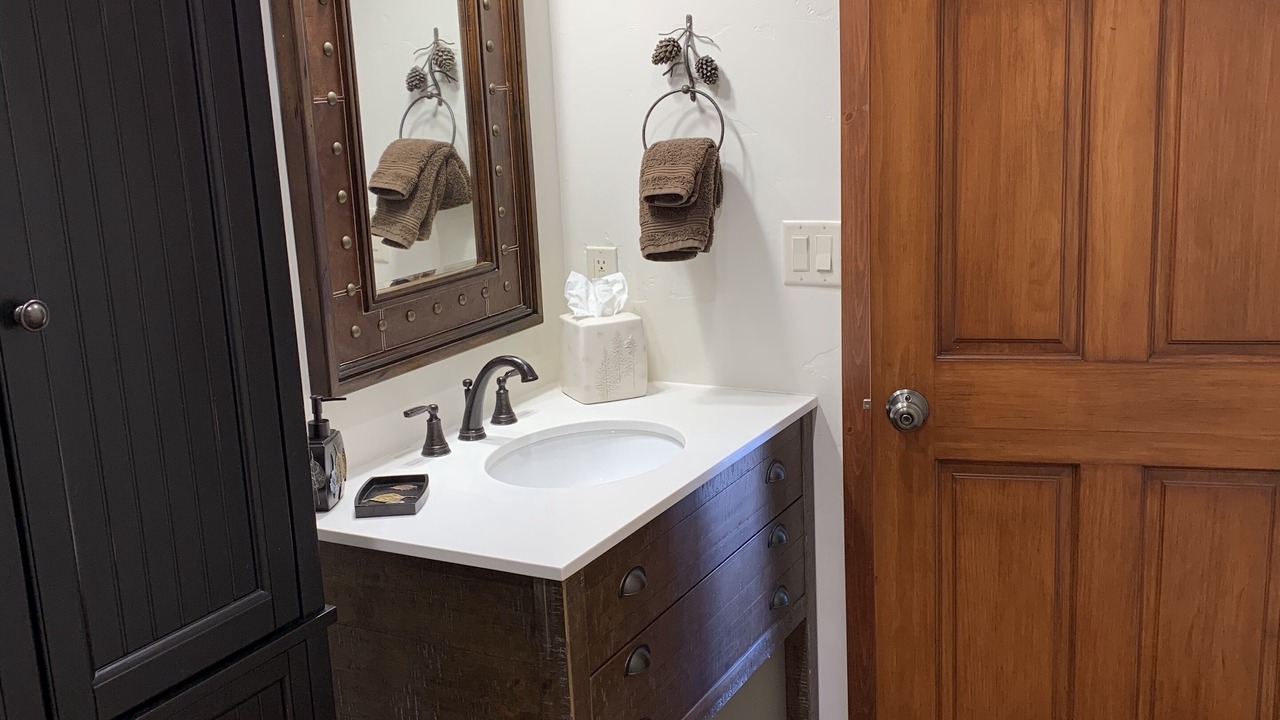 Photo of Bedroom in Missouri Heights