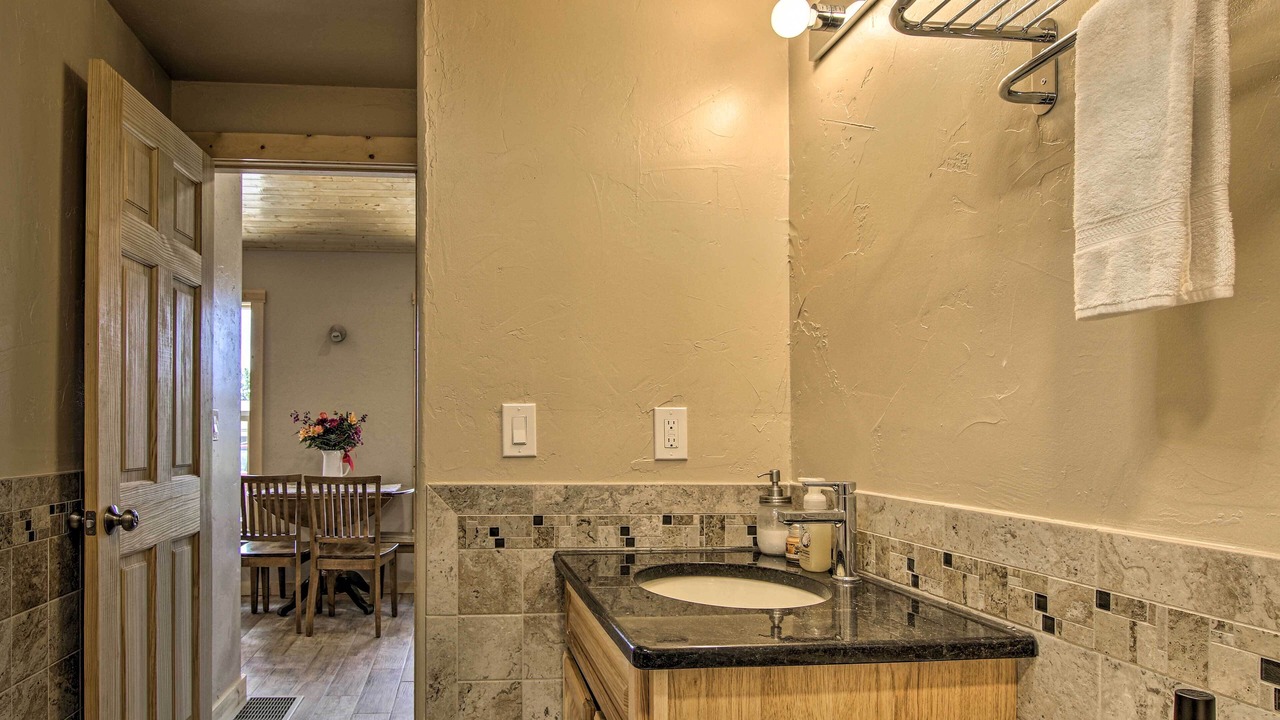 Photo of Bathroom in Woodland Park
