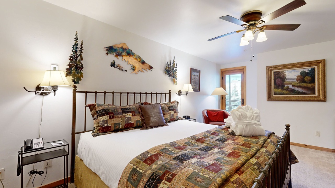 Photo of Bedroom in Vail