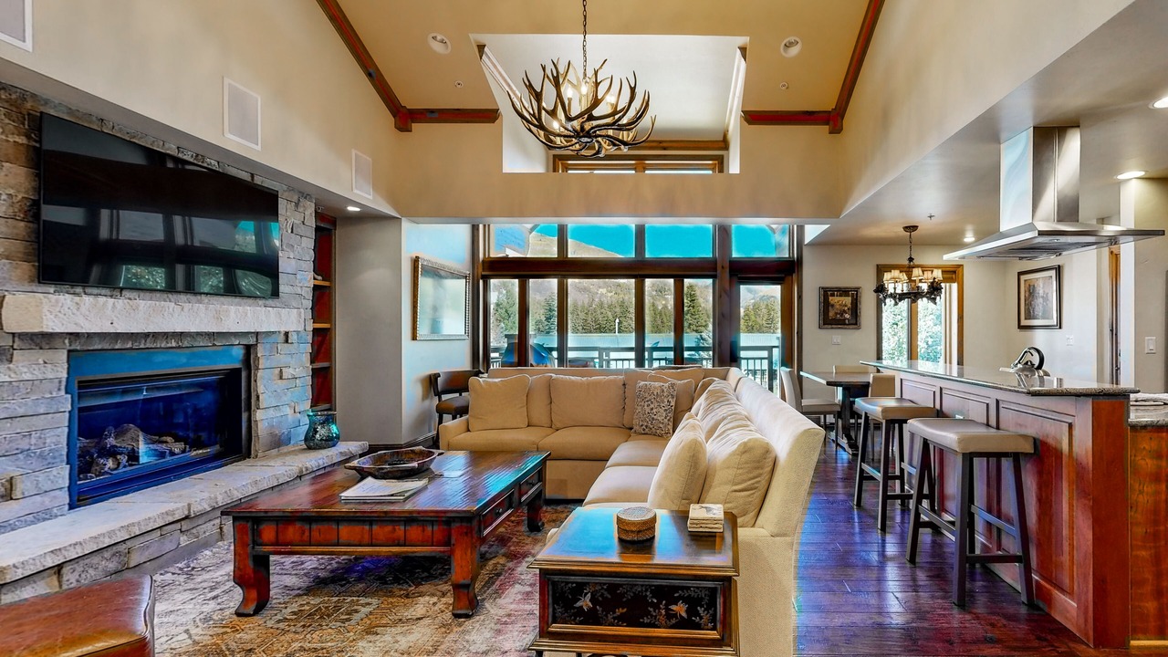 Photo of Livingroom in Vail