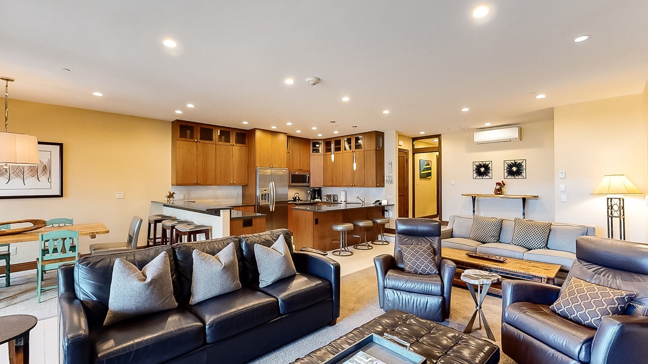 Photo of Livingroom in Vail