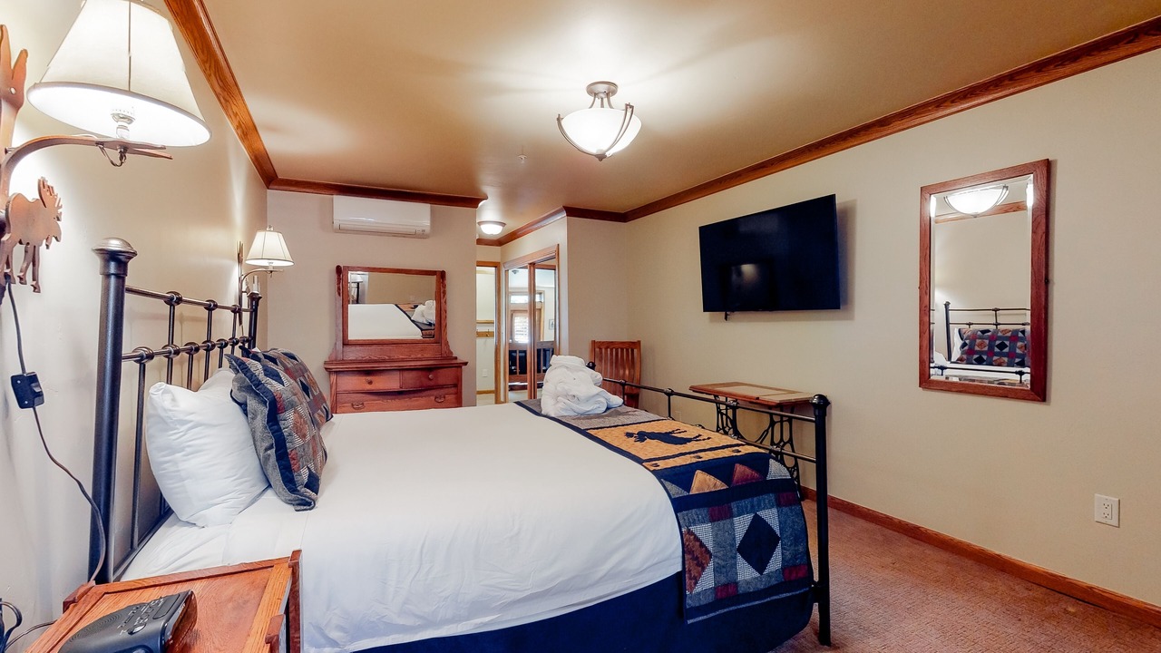 Photo of Bedroom in Vail