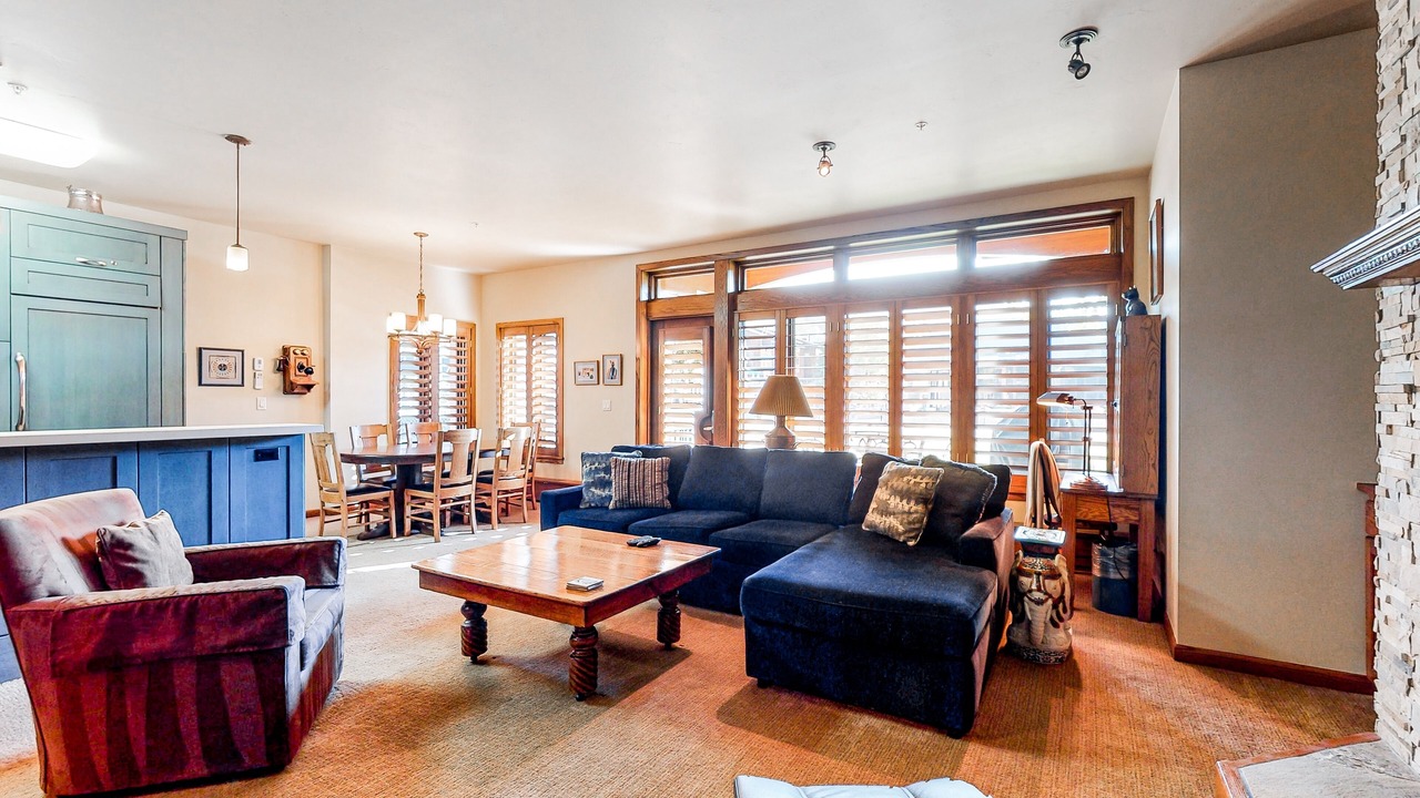 Photo of Livingroom in Vail