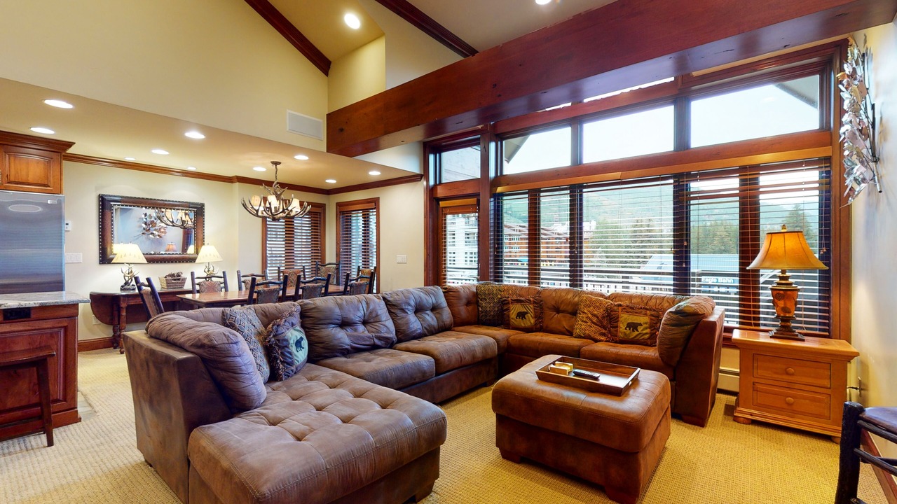 Photo of Livingroom in Vail