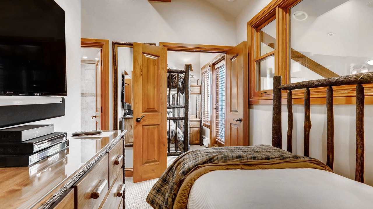 Photo of Bedroom in Vail
