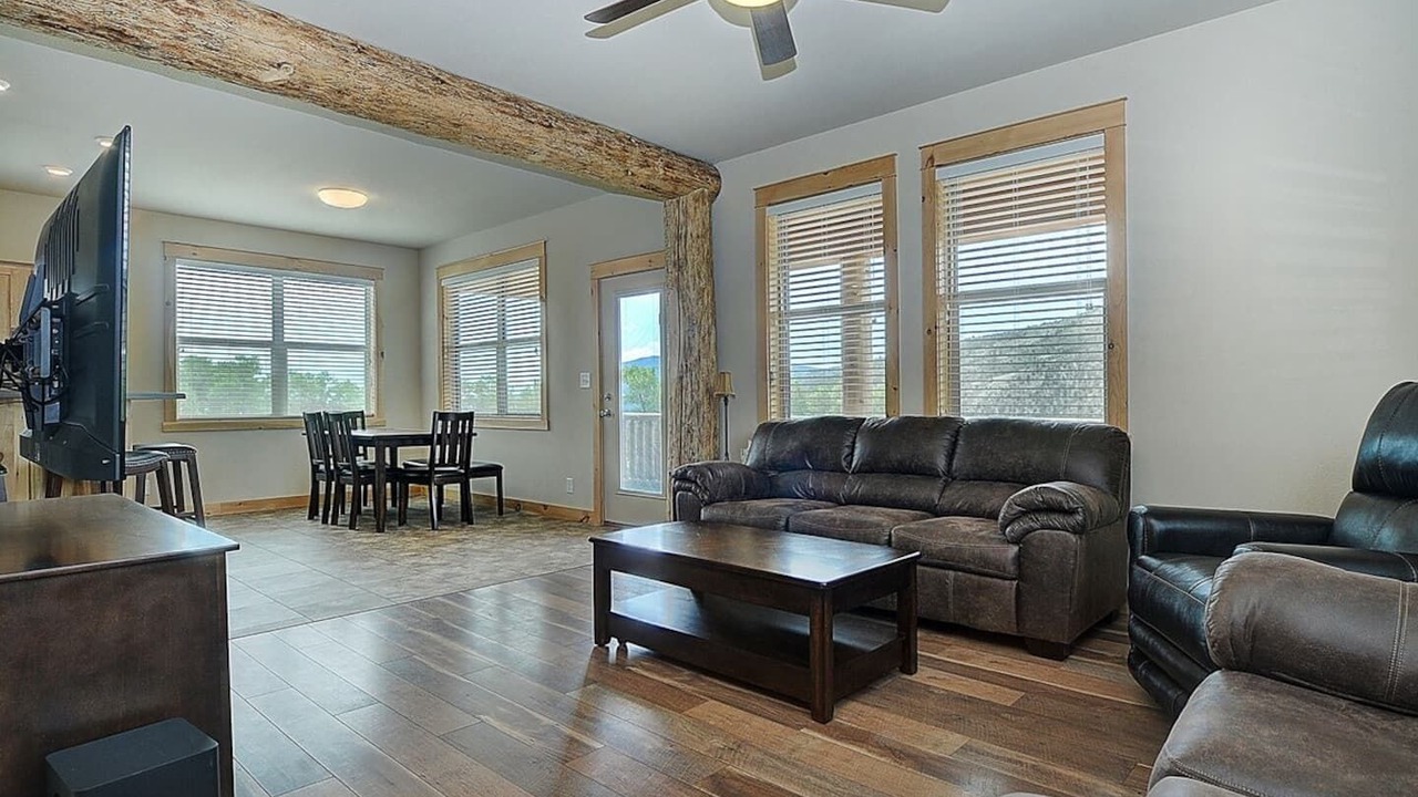 Photo of Livingroom in Salida