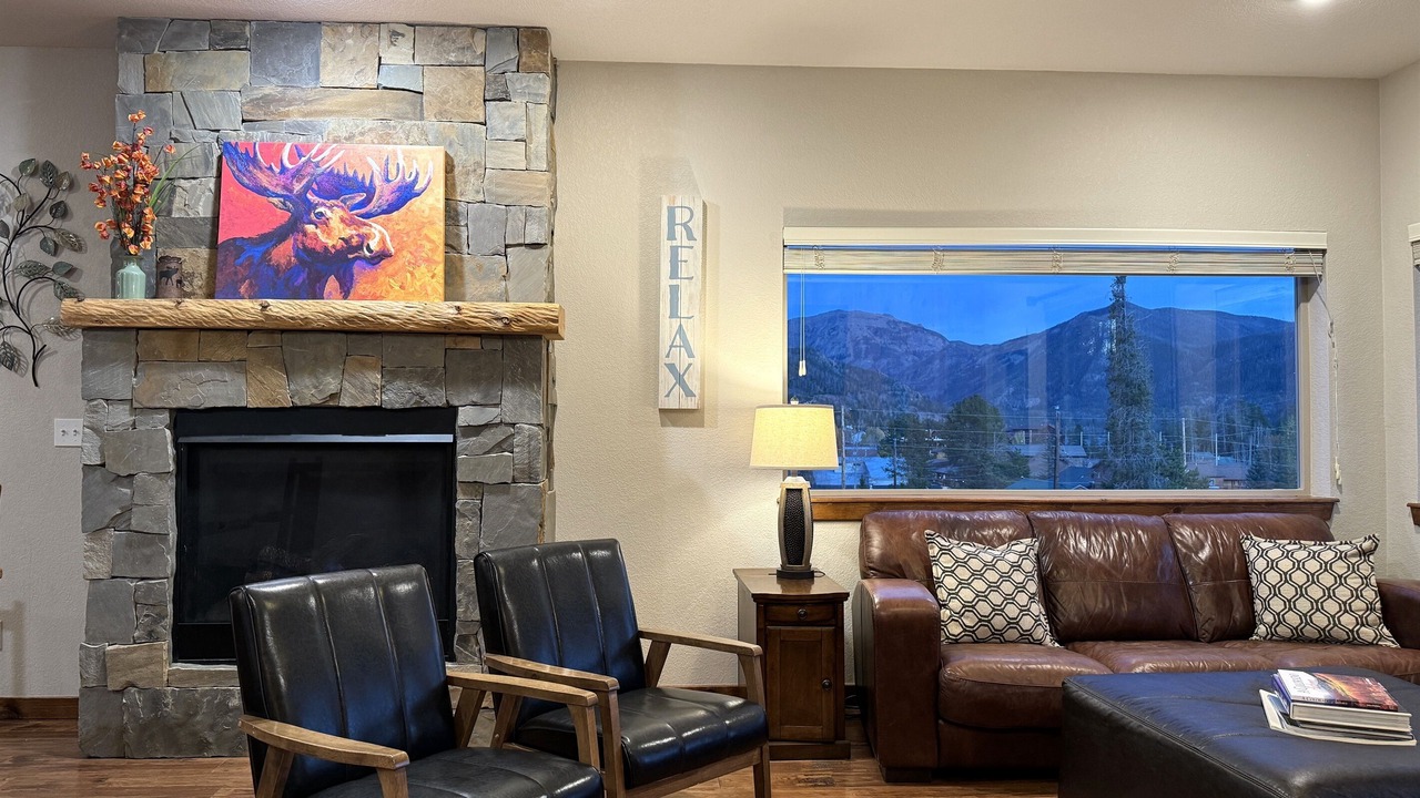 Photo of Livingroom in Grand Lake