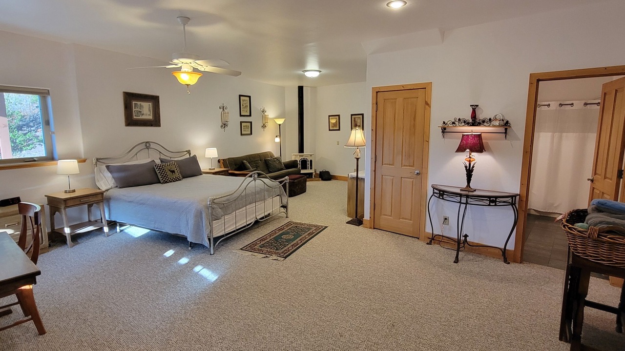Photo of Bedroom in Elk Meadows
