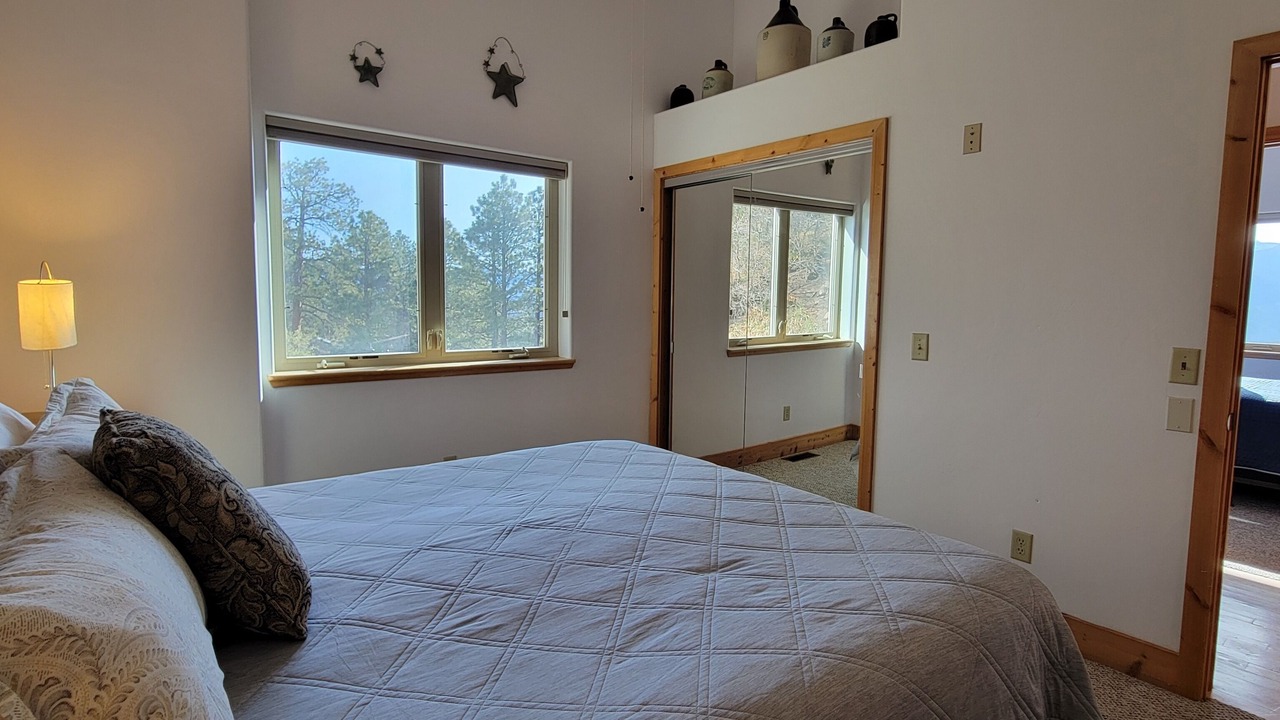 Photo of Bedroom in Elk Meadows
