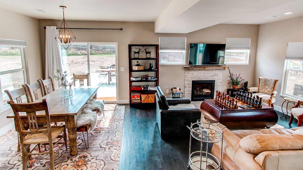 Photo of Livingroom in Lafayette