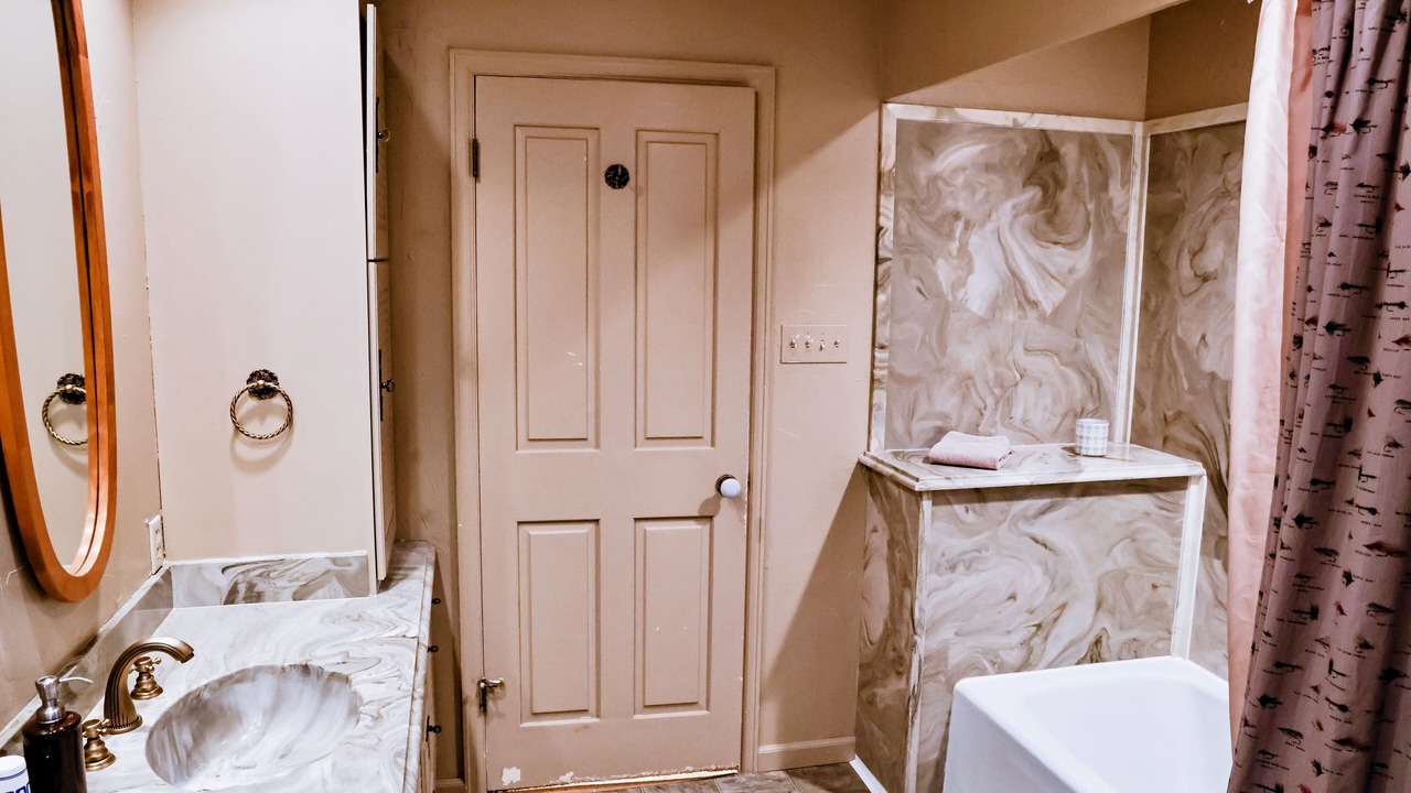 Photo of Bathroom in Meeker