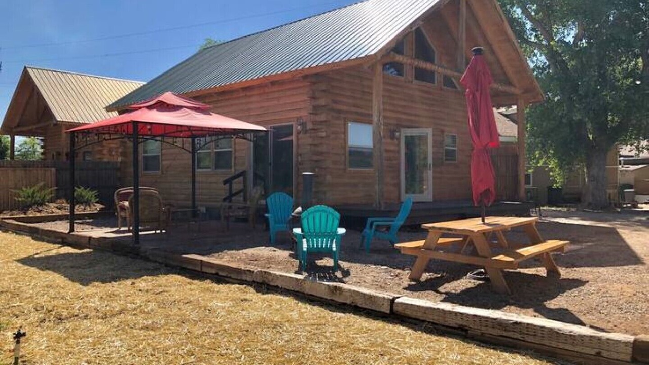Photo of Outdoor in Silt