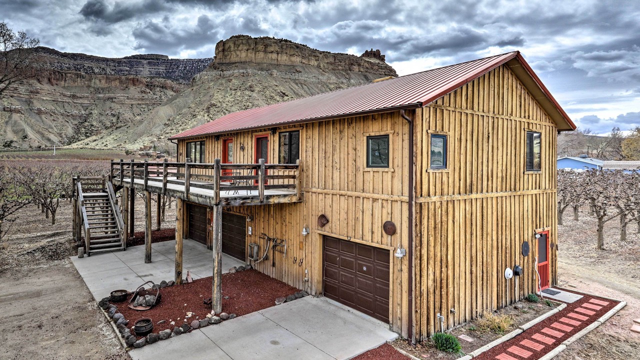 Photo of Others in Palisade