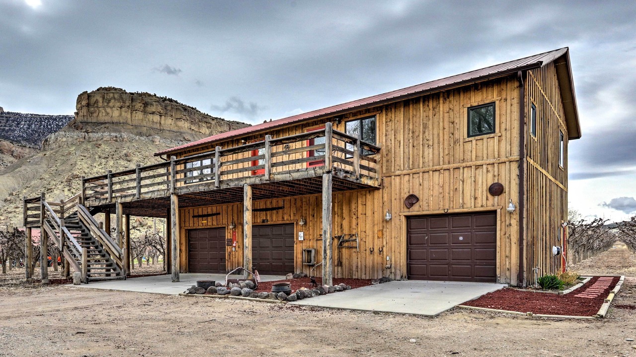 Photo of Others in Palisade