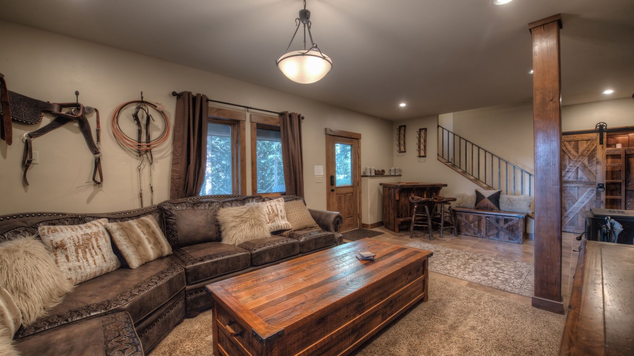 Photo of Livingroom in Breckenridge Heights