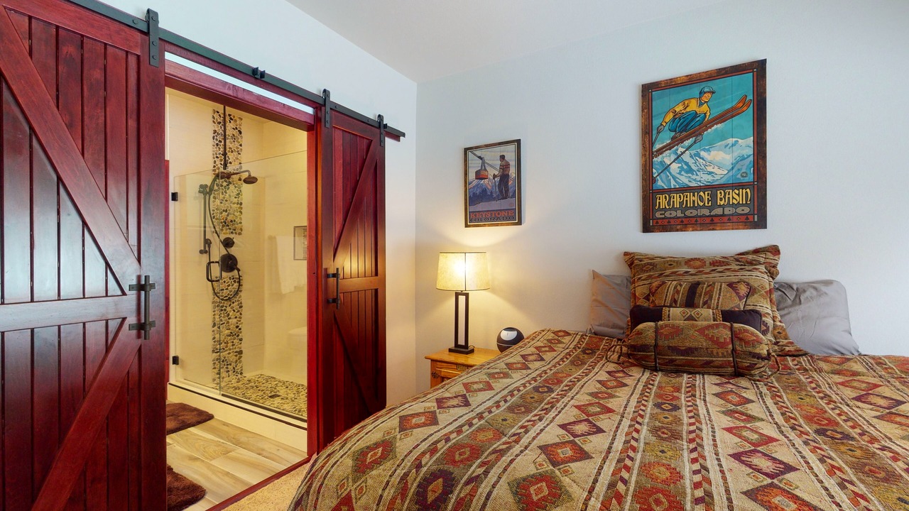 Photo of Bedroom in Mountain House