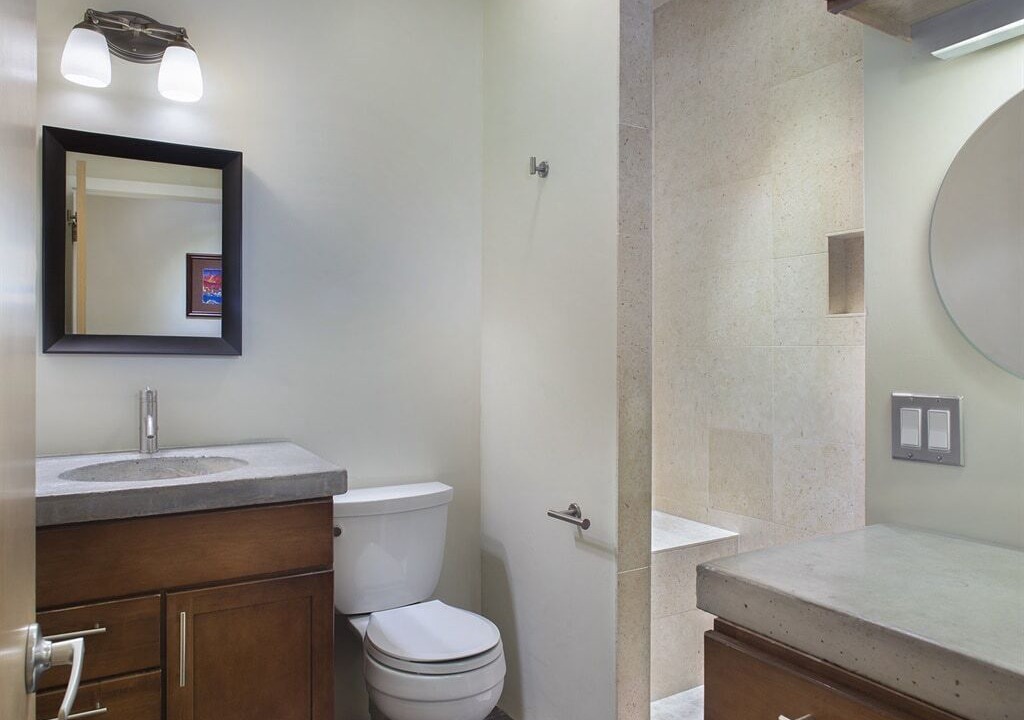 Photo of Bathroom in Carbondale