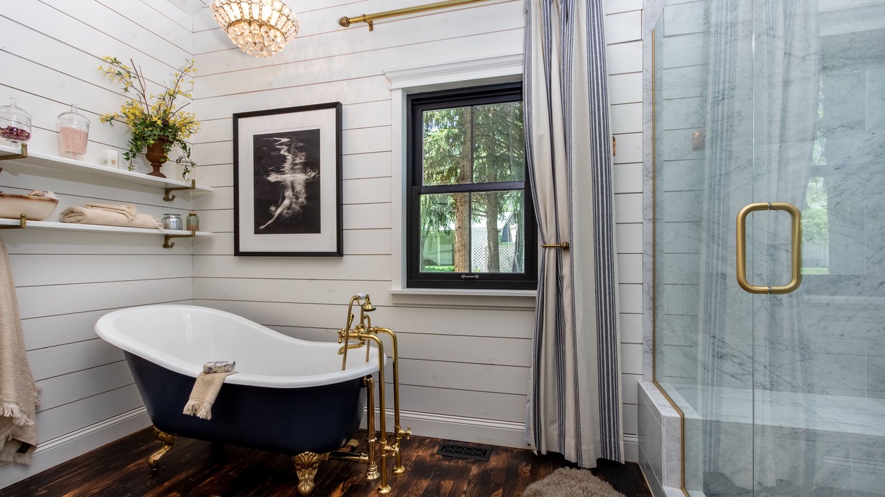 Photo of Bathroom in Longmont