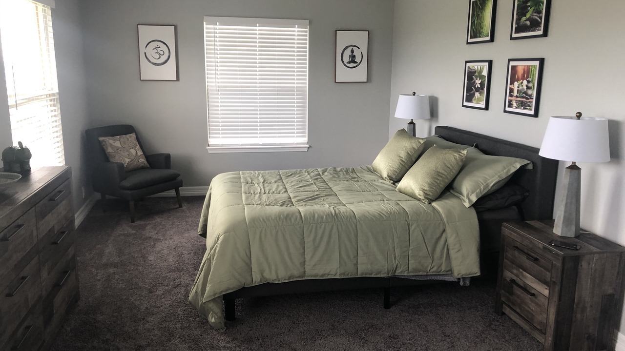 Photo of Bedroom in Larkspur