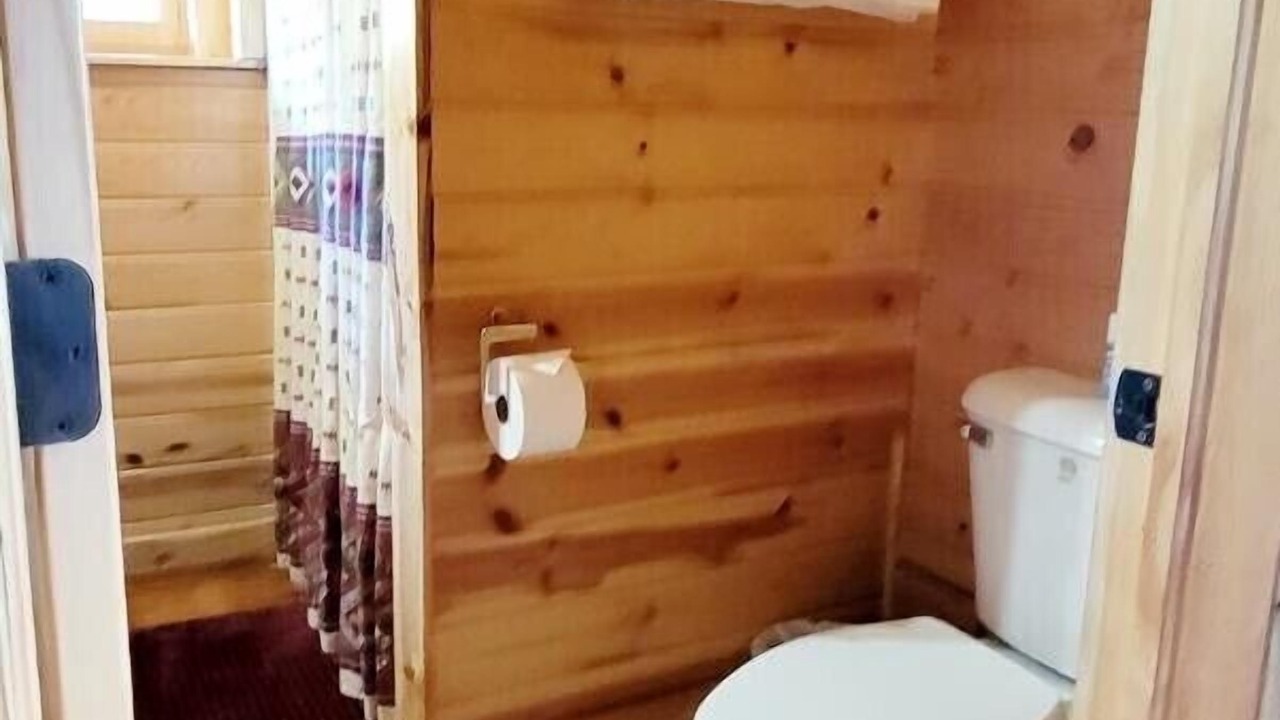 Photo of Bathroom in Whitepine