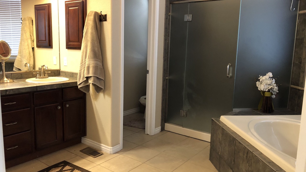 Photo of Bathroom in Wolf Ranch
