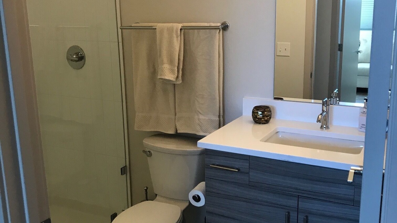 Photo of Bathroom in Steel Yards