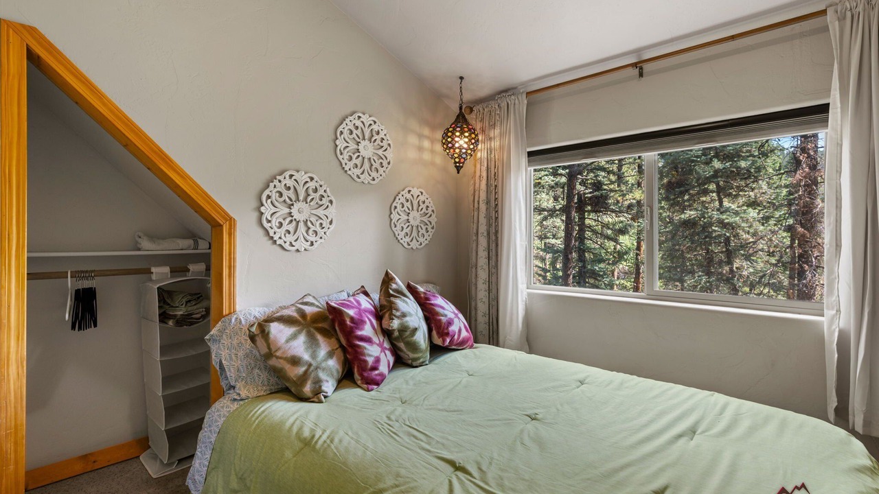 Photo of Bedroom in Los Ranchitos Estates